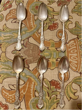 1835 R. Wallace HIBISCUS Pattern 7” Silverplate Tablespoons Mono “P” Set of 6